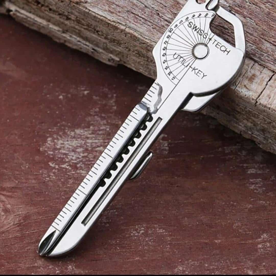 8 in 1 Key Shaped Multitool r3fvcs-m6