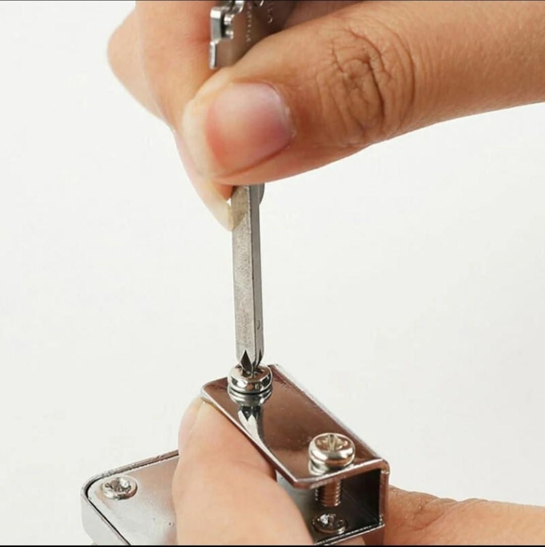 8 in 1 Key Shaped Multitool r3fvcs-m6