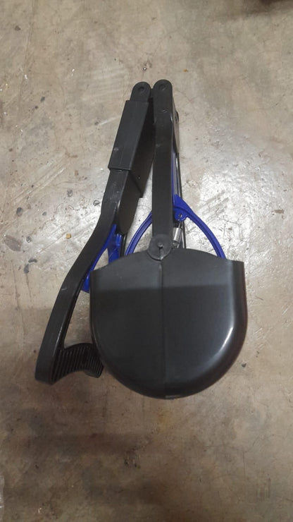 Folding Dog Poop Scooper (Assorted Color) r3fvcs-m6