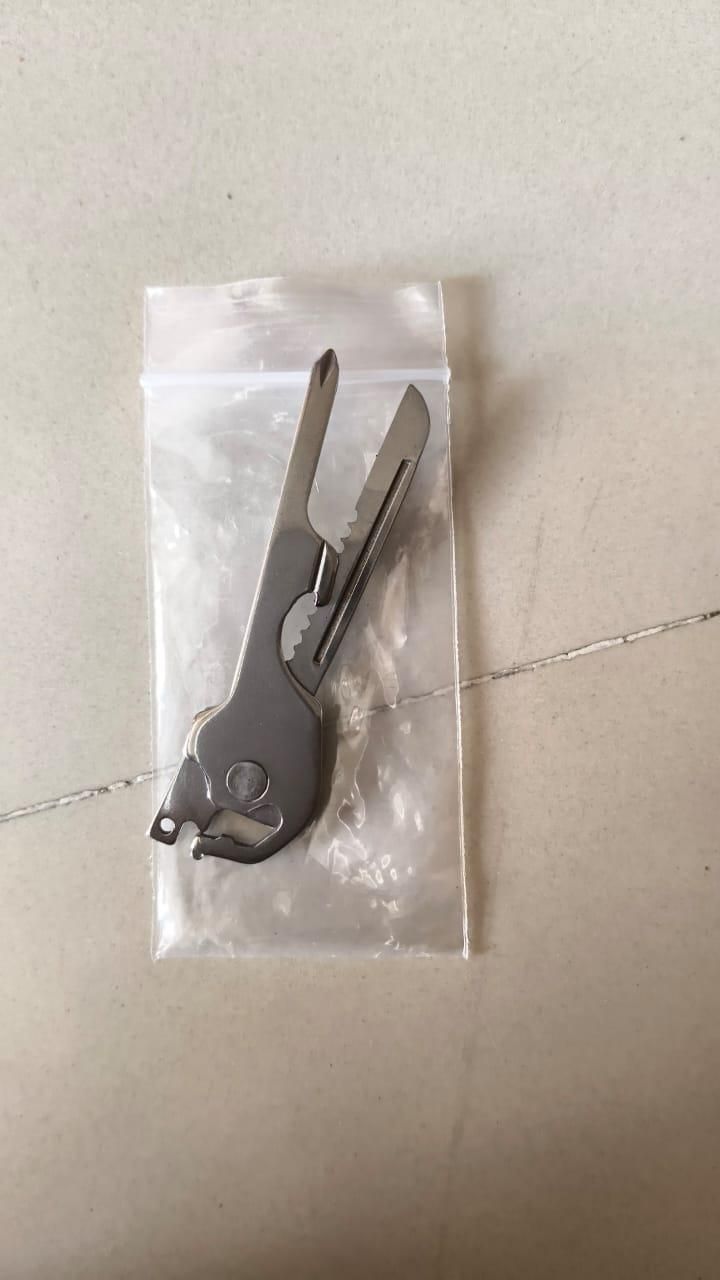 8 in 1 Key Shaped Multitool r3fvcs-m6